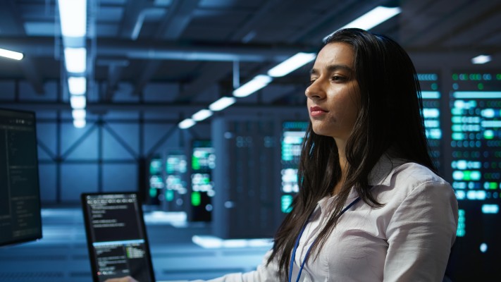 Revolutionize VPS Management with HostingInIndia’s AI Assistant